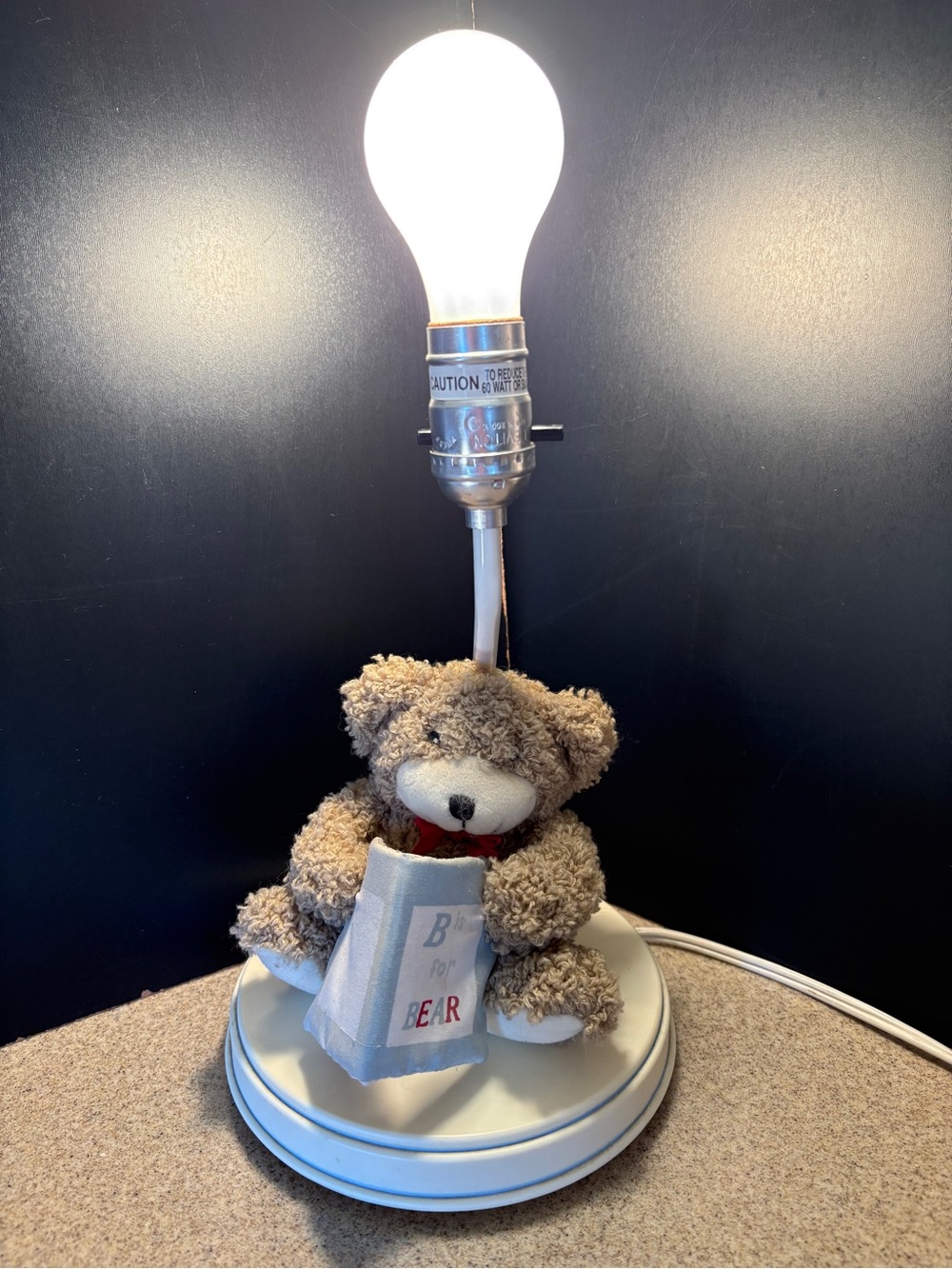 Vintage Dolly Inc. Teddy Bear Reading Baby Nursery Table Lamp NO SHADE